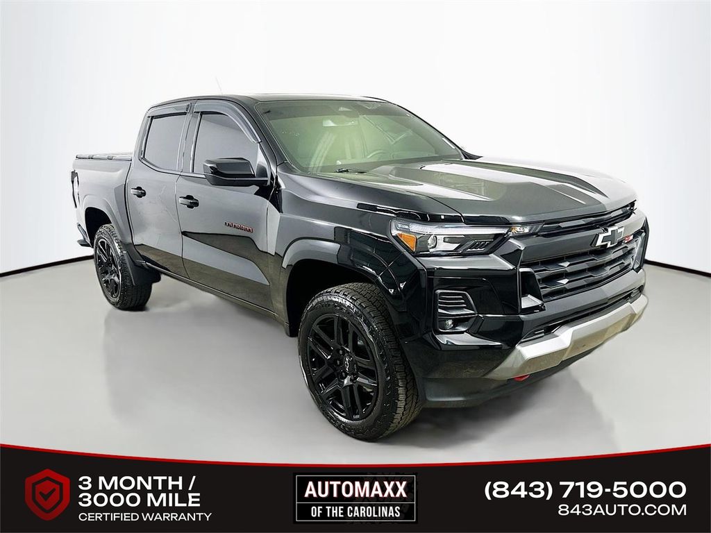Black 2025 Chevrolet Colorado Z71 Crew Cab 4WD Pickup Truck Four-Wheel Drive 8-Speed Automatic