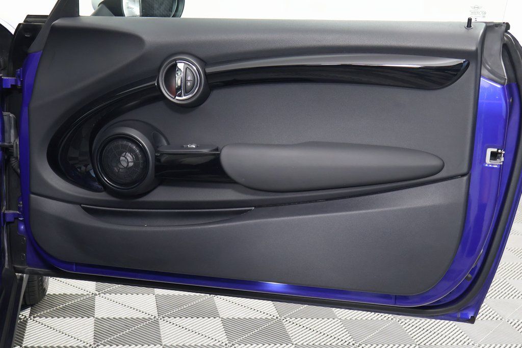 Thumbnail: 2019 MINI Cooper - 13