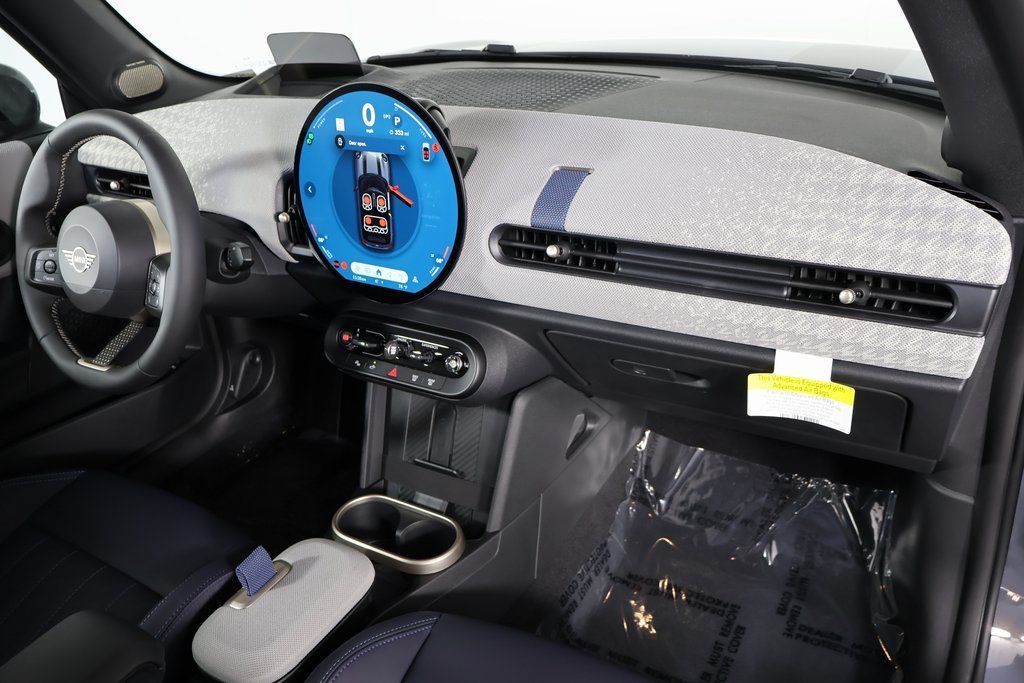 Thumbnail: 2026 MINI Cooper - 4