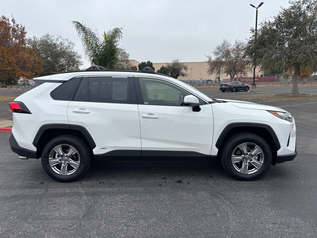 Thumbnail: 2025 Toyota RAV4 - 4