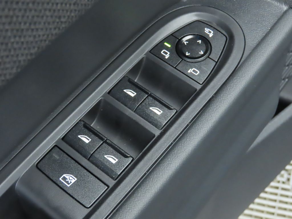 Thumbnail: 2026 MINI Cooper - 26