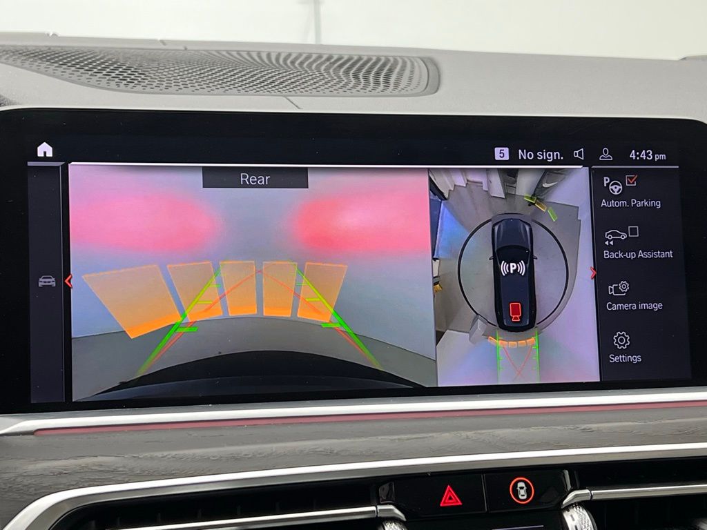 Thumbnail: 2020 BMW X7 - 16