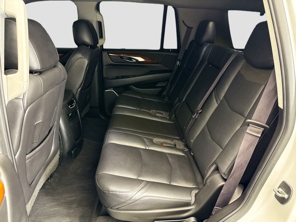 Thumbnail: 2016 Cadillac Escalade - 20