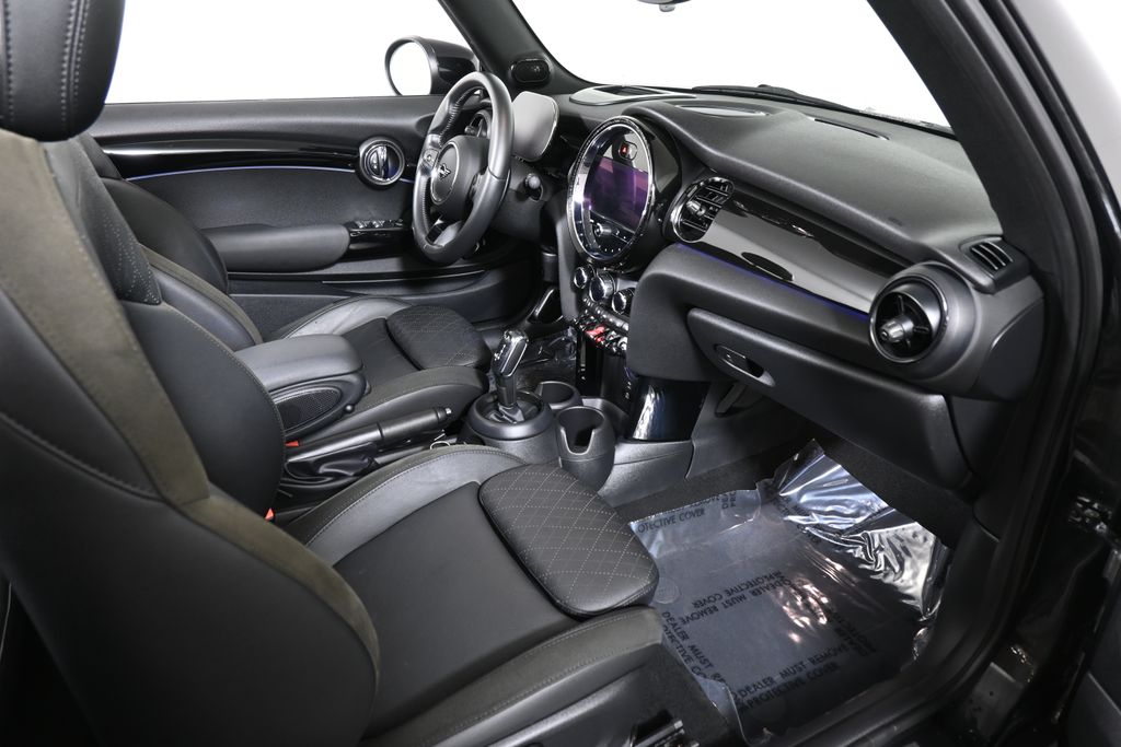 Thumbnail: 2023 MINI Cooper - 32