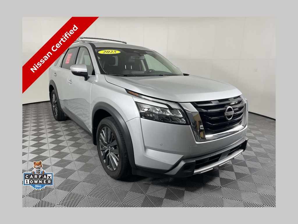 Brilliant Silver Metallic 2025 Nissan Pathfinder SUV / Crossover All-Wheel Drive 9-Speed Automatic