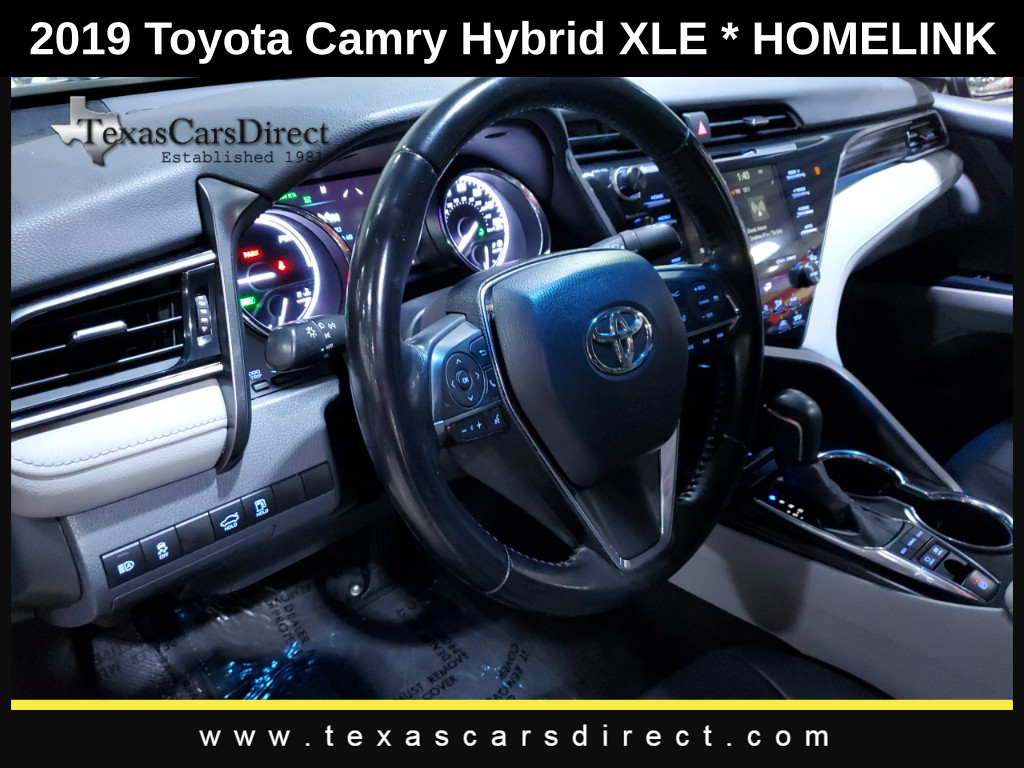 2019 Toyota Camry Hybrid XLE 7