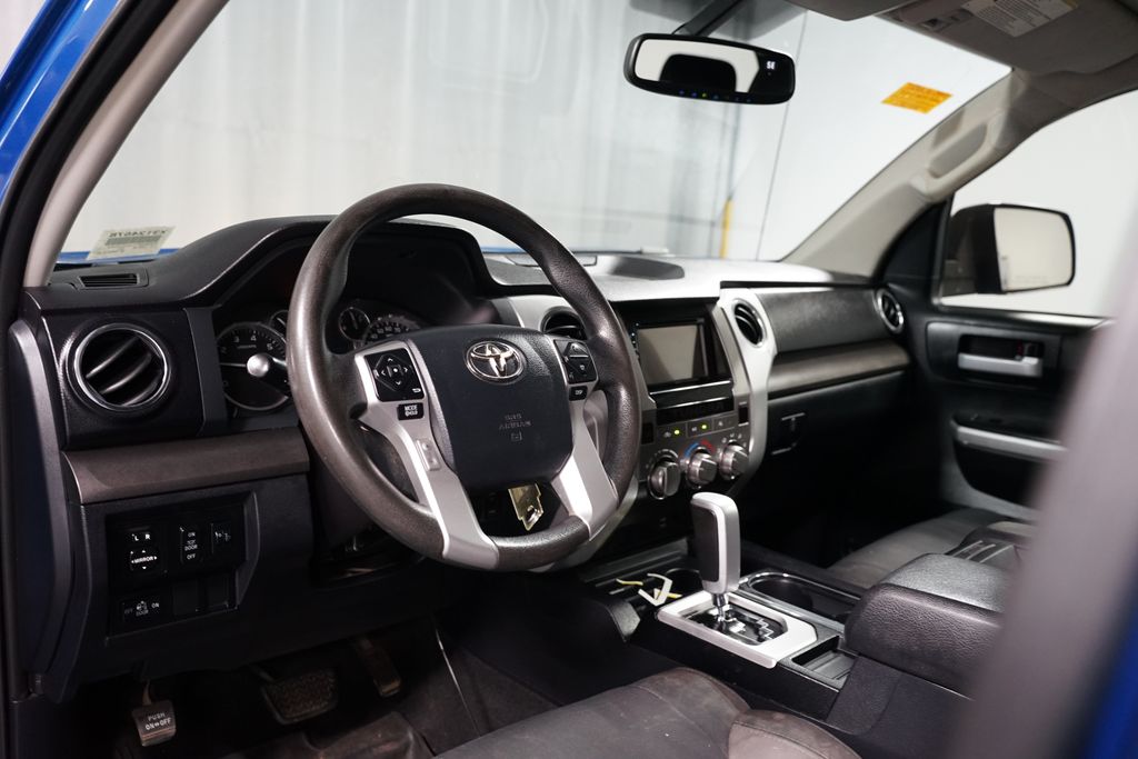 Thumbnail: 2017 Toyota Tundra - 7