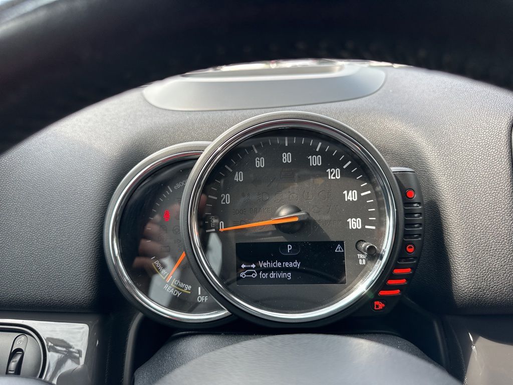 2018 Melting Silver Metallic MINI Countryman E Countryman AWD SUV