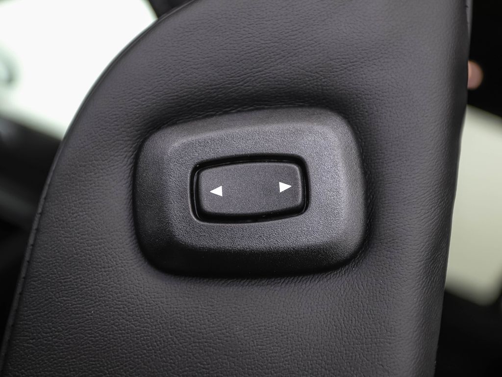 Thumbnail: 2026 BMW X7 - 26