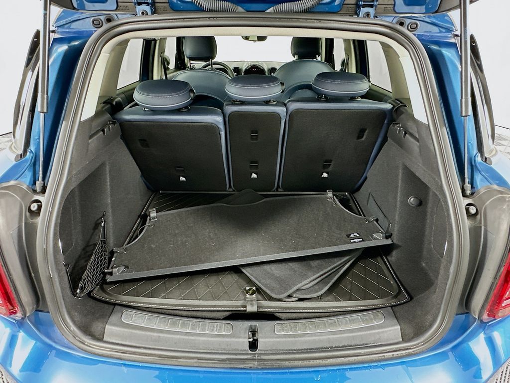 2023 MINI Cooper Countryman Signature 27