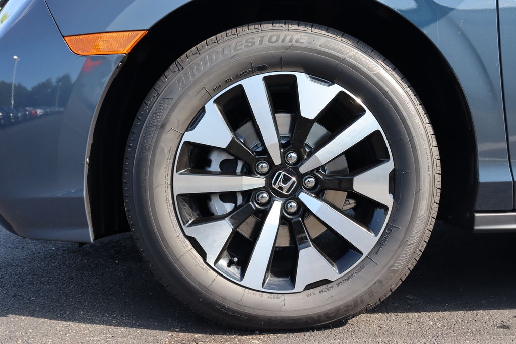 Thumbnail: 2026 Honda Odyssey - 10