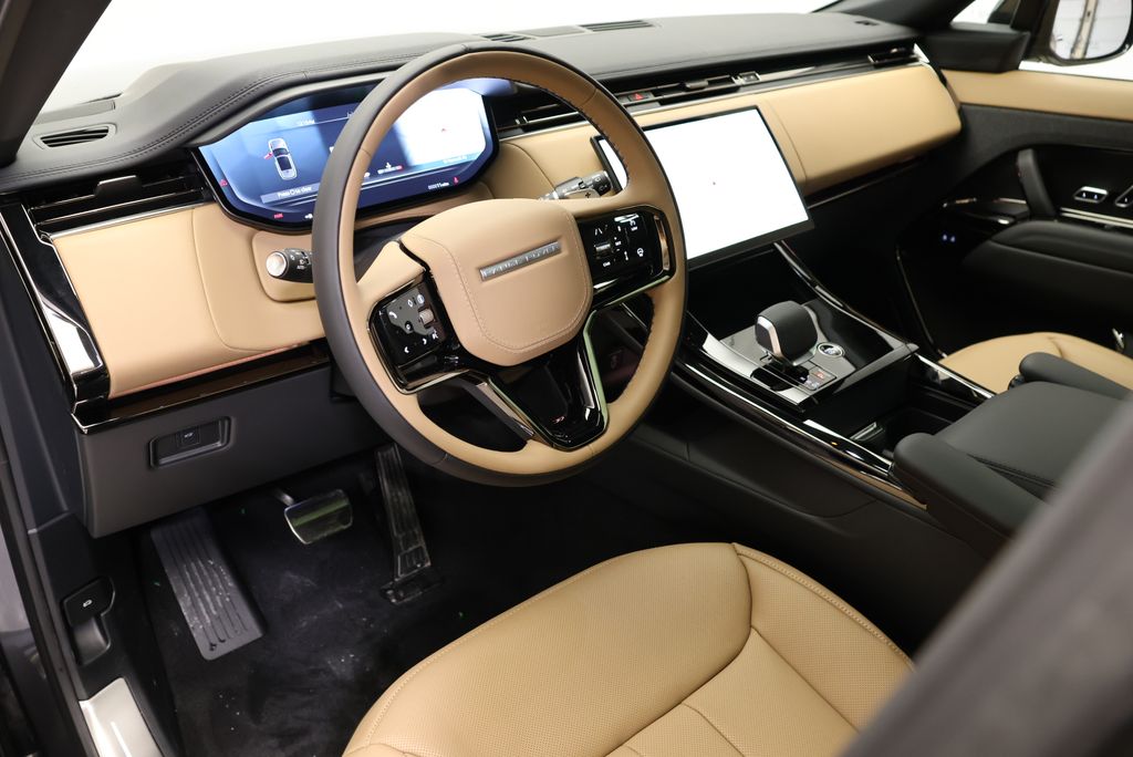 Thumbnail: 2026 Land Rover Range Rover Sport - 30