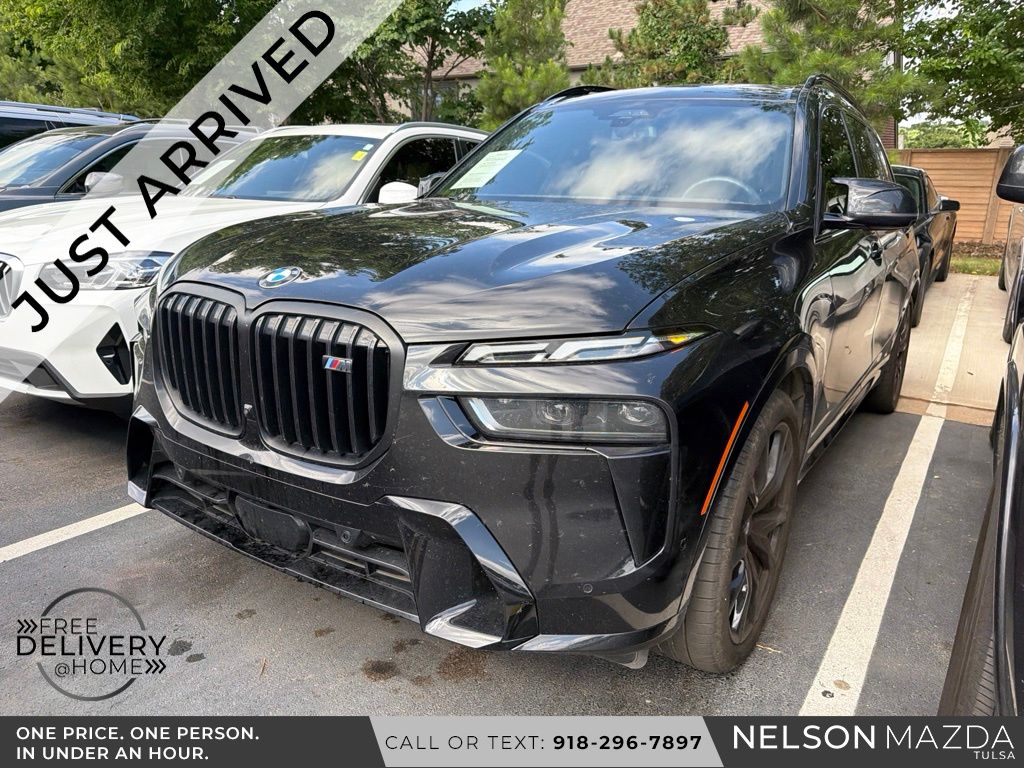 2025 BMW X7 M60i