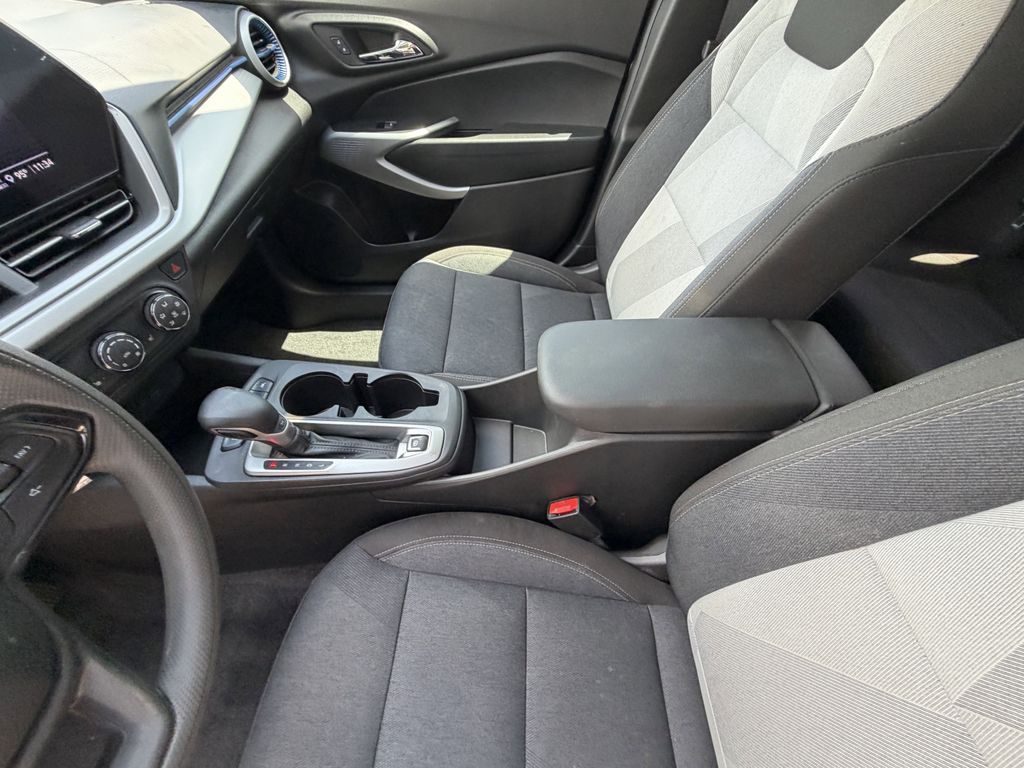 used 2024 Chevrolet Trax car, priced at $17,591