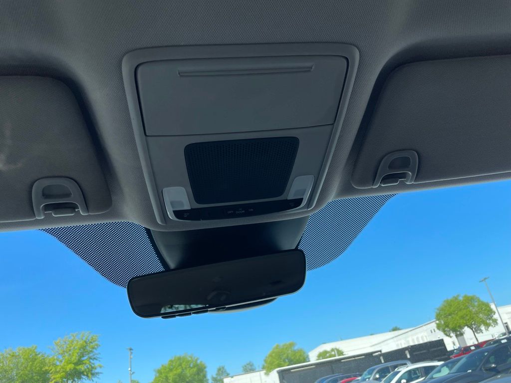 Thumbnail: 2024 Honda Pilot - 16