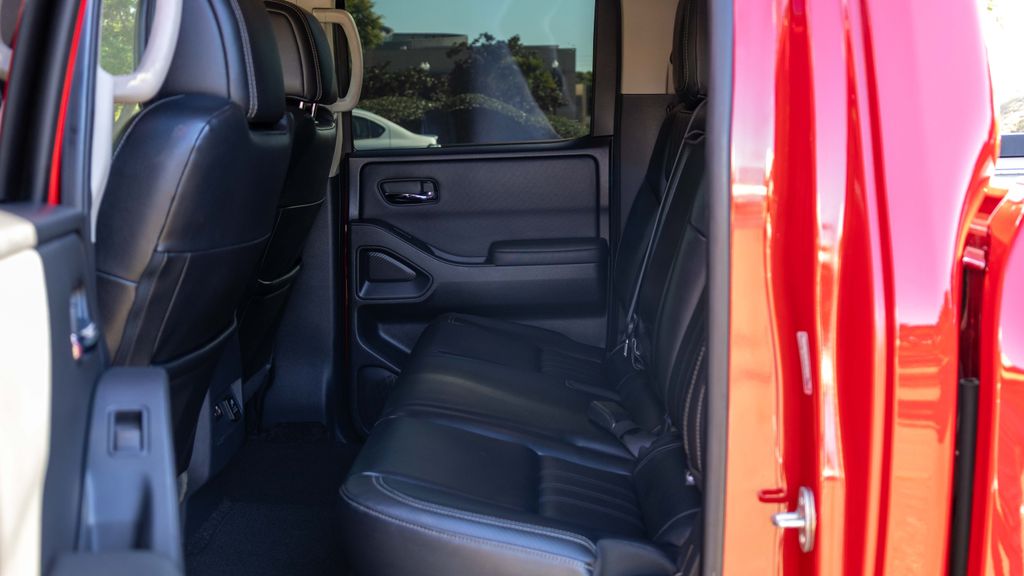 Used 2022 Nissan Frontier SV 4D Crew Cab