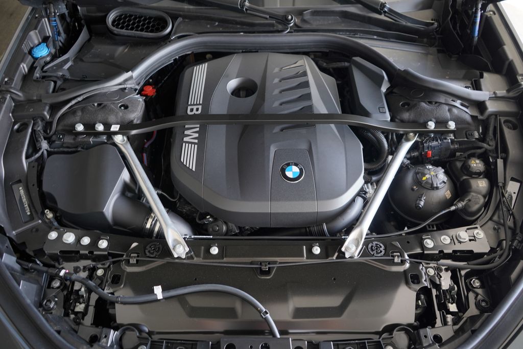 Thumbnail: 2026 BMW 7 Series - 22