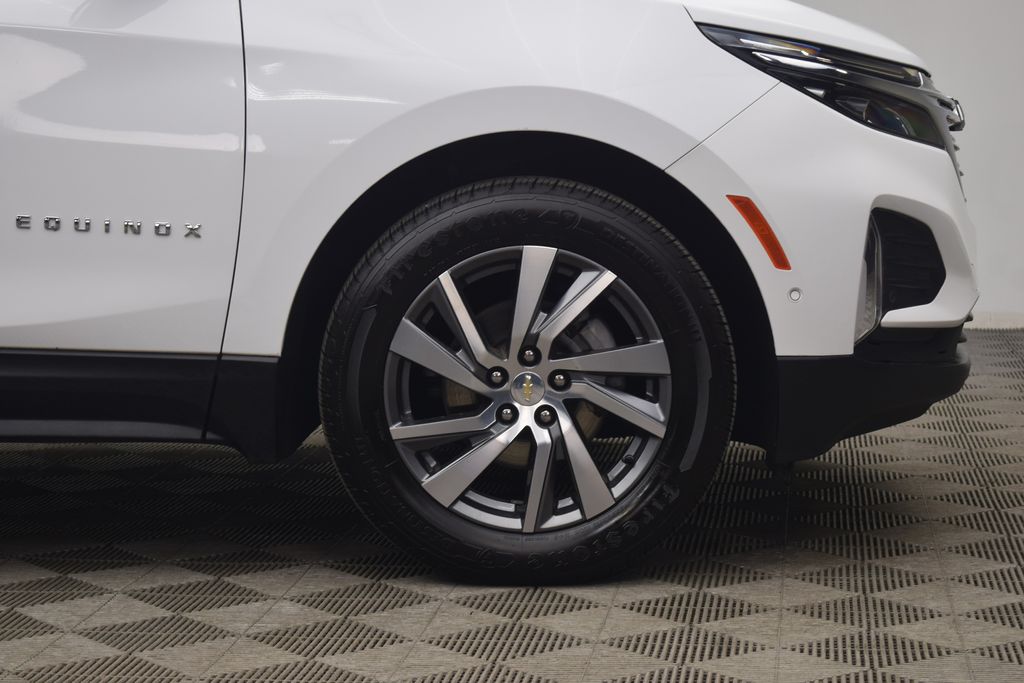 used 2022 Chevrolet Equinox car, priced at $22,400