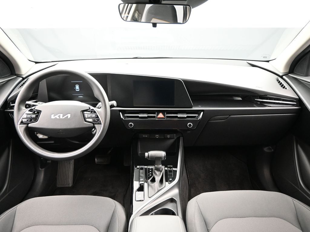 2023 Kia Niro LX