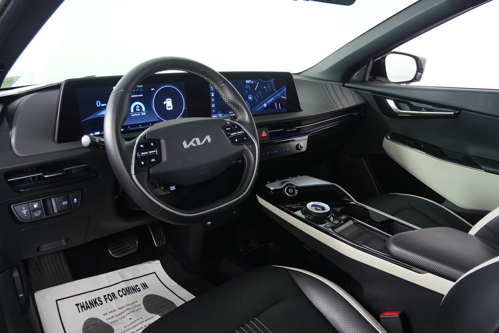 Thumbnail: 2022 Kia EV6 - 13