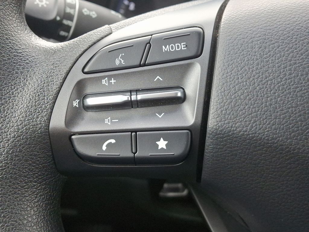 2022 Hyundai Kona SEL 21