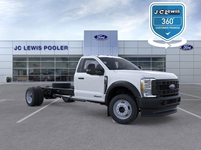 2025 Ford F-550 Chassis XL