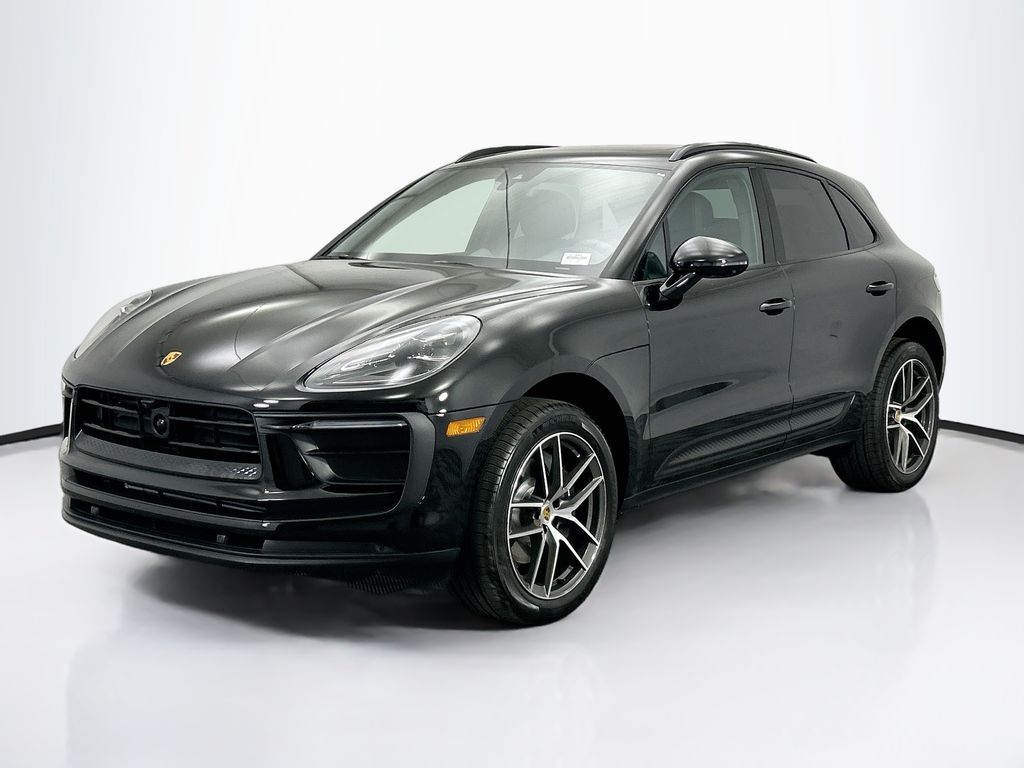 Thumbnail: 2026 Porsche Macan - 1