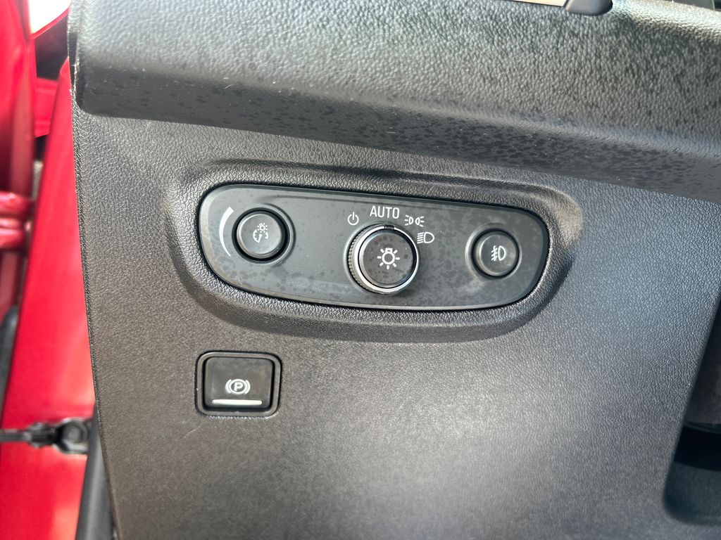 Certified Used 2018 Red GMC Denali image 20