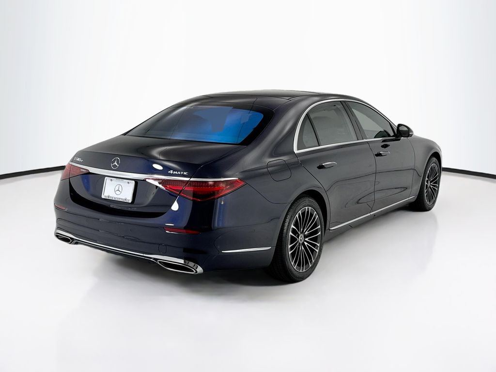 Thumbnail: 2023 Mercedes-Benz S-Class - 5