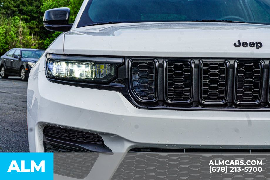 2025 Jeep Grand Cherokee Altitude - Photo 12