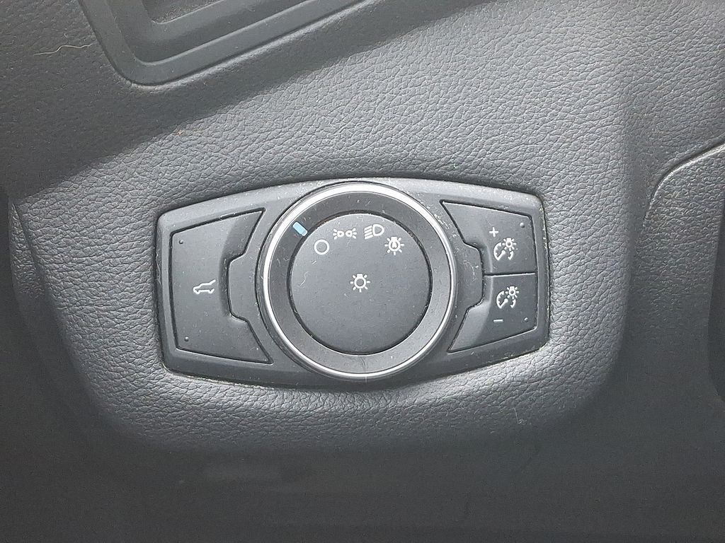 Thumbnail: 2018 Ford Escape - 24