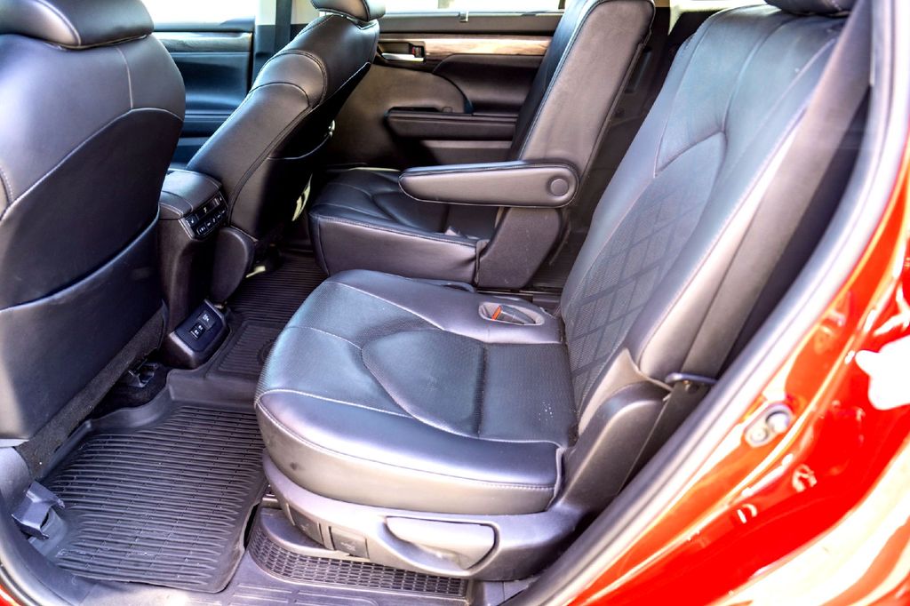 Used Car 2021 Toyota Highlander Hybrid  Platinum For Sale Under $35,000 In Taylor, Texas