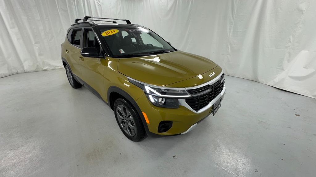 Valais Green/Black Roof 2024 Kia Seltos S AWD SUV / Crossover All-Wheel Drive Continuously Variable Transmission