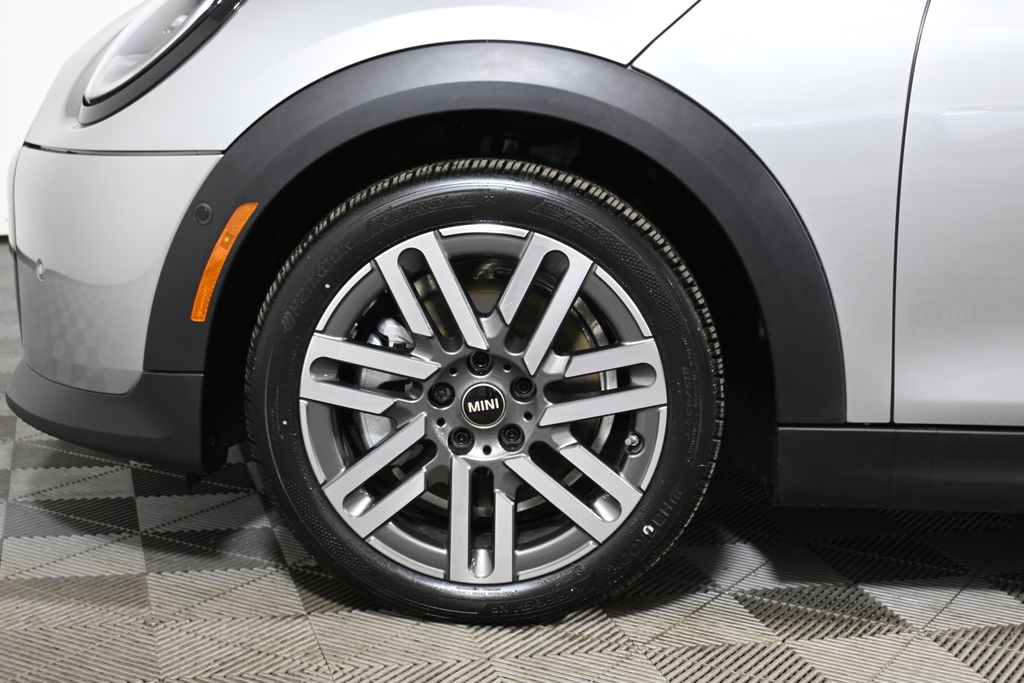Thumbnail: 2025 MINI Cooper Hardtop - 11