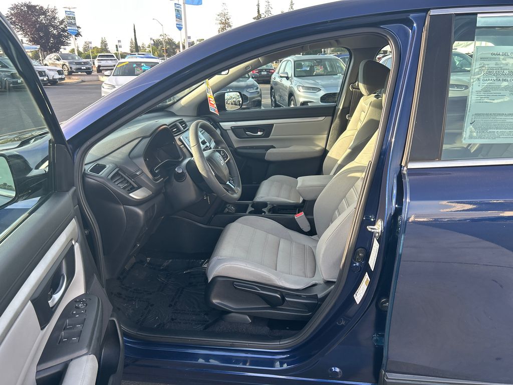 2018 Honda CR-V LX 9