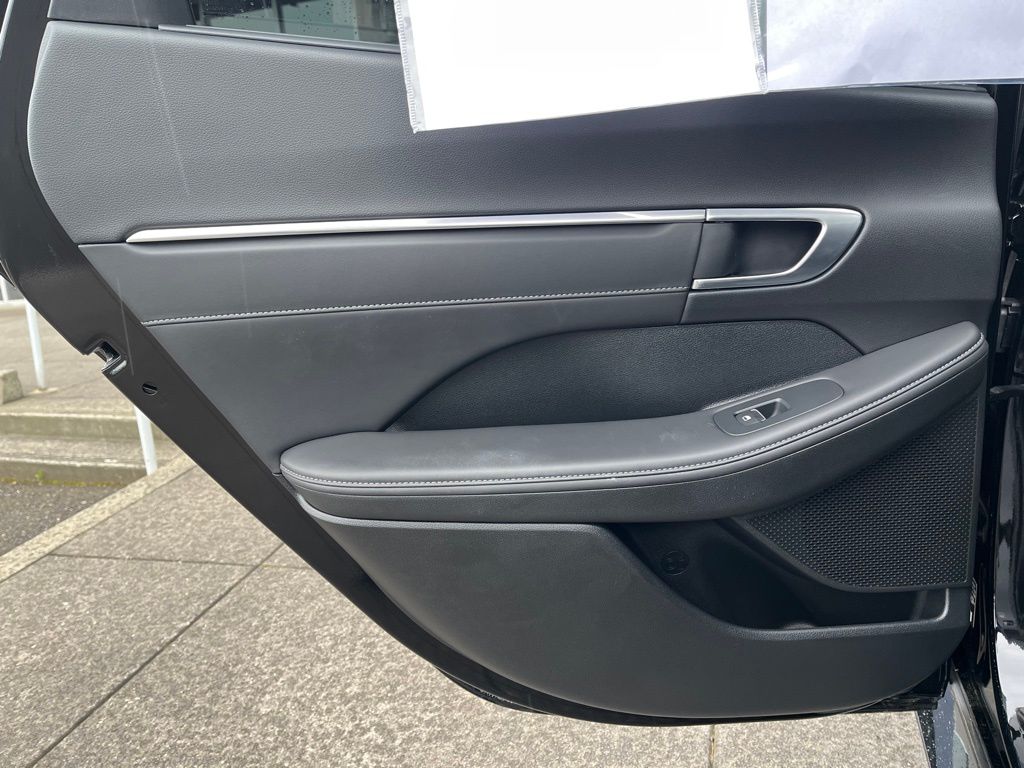 2023 Hyundai Sonata Hybrid Limited