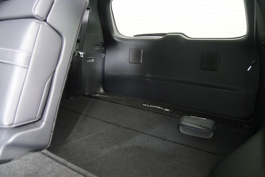 Thumbnail: 2024 Lexus LX - 18