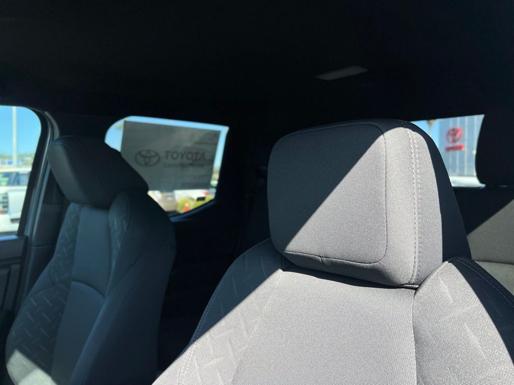 2025 Toyota Tacoma SR5 Double Cab photo 18