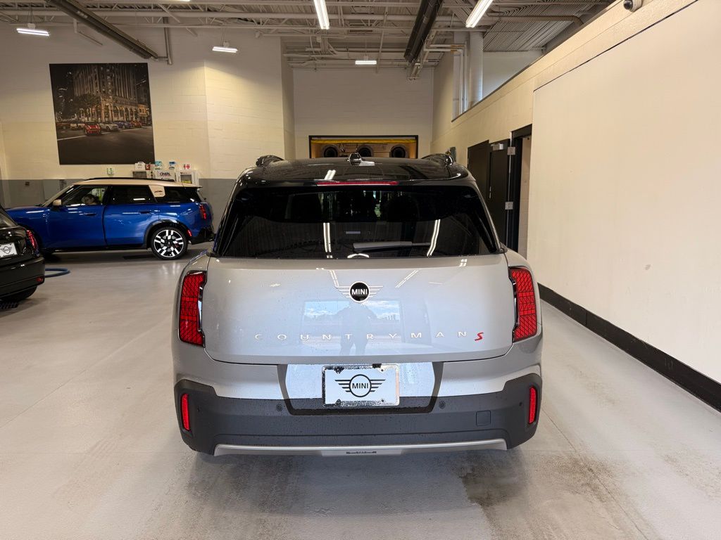 Thumbnail: 2025 MINI Cooper Countryman - 4