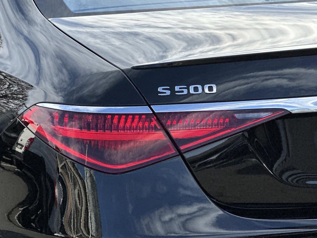 Thumbnail: 2022 Mercedes-Benz S-Class - 12