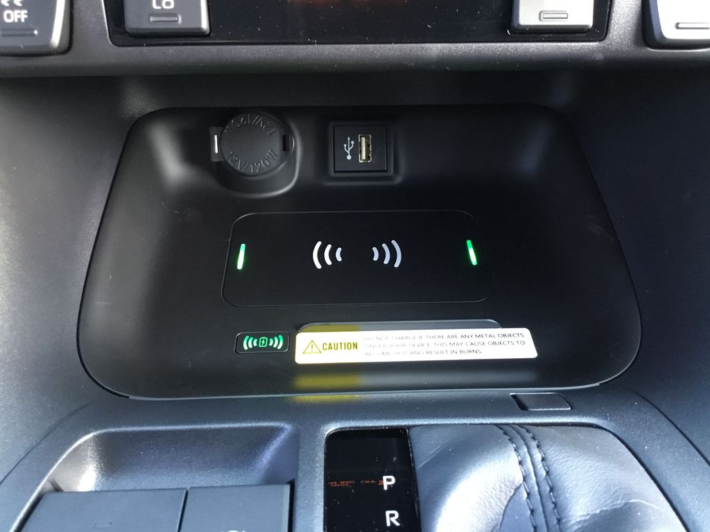 Thumbnail: 2025 Toyota RAV4 - 25