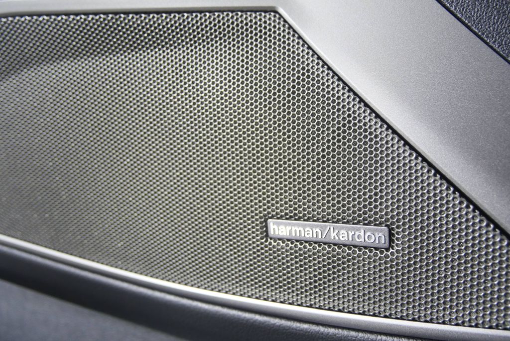 Thumbnail: 2026 BMW 3 Series - 27