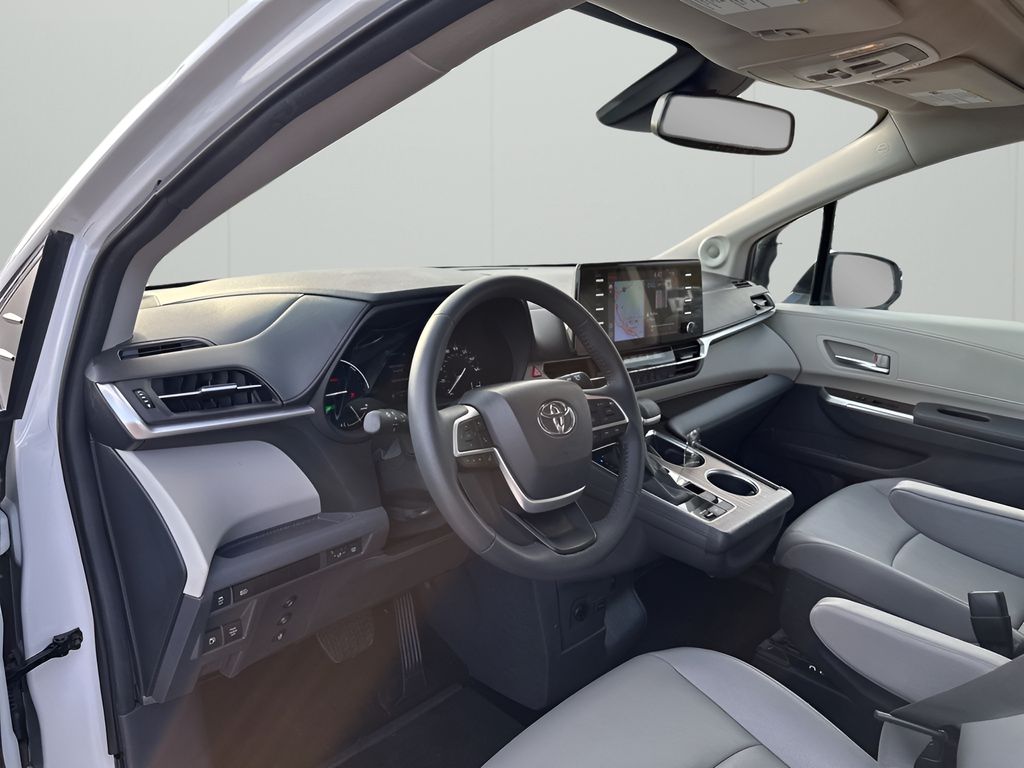 Used Car 2024 Toyota Sienna  Xle For Sale Under $80,000 In Austin, Texas