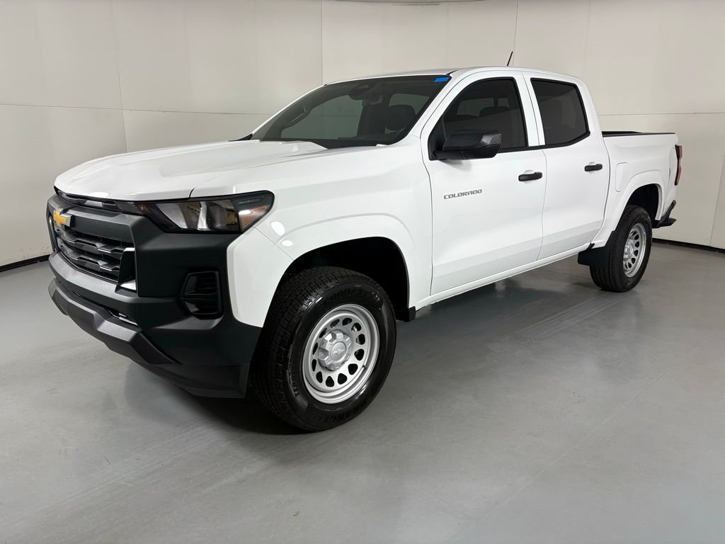 View vehicle photo 5