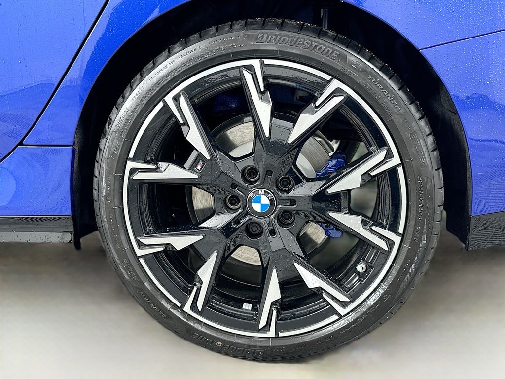 Thumbnail: 2026 BMW 2 Series - 23