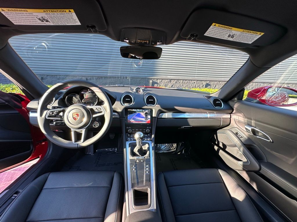 Thumbnail: 2025 Porsche 718 Cayman - 6