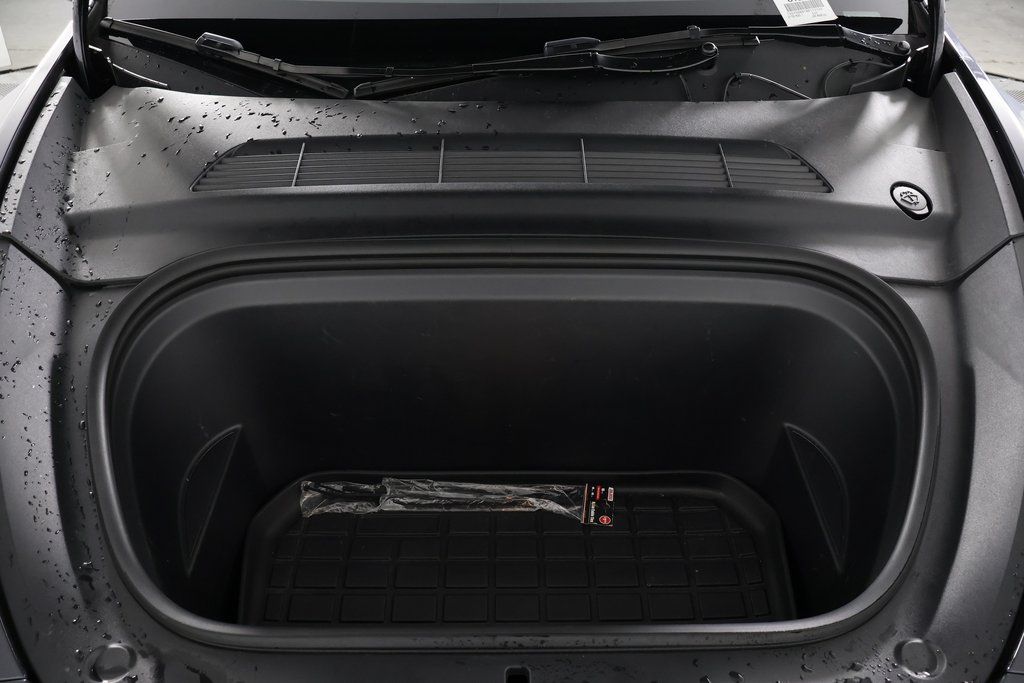 Thumbnail: 2024 Tesla Model Y - 15