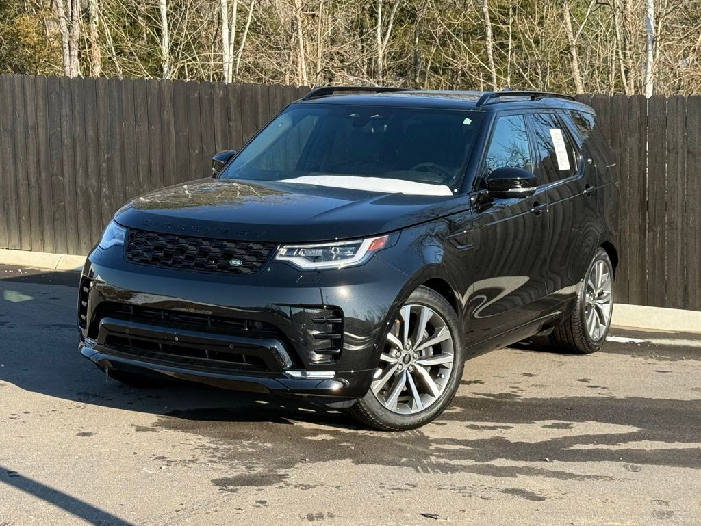 2025 Land Rover Discovery P360 Dynamic SE AWD