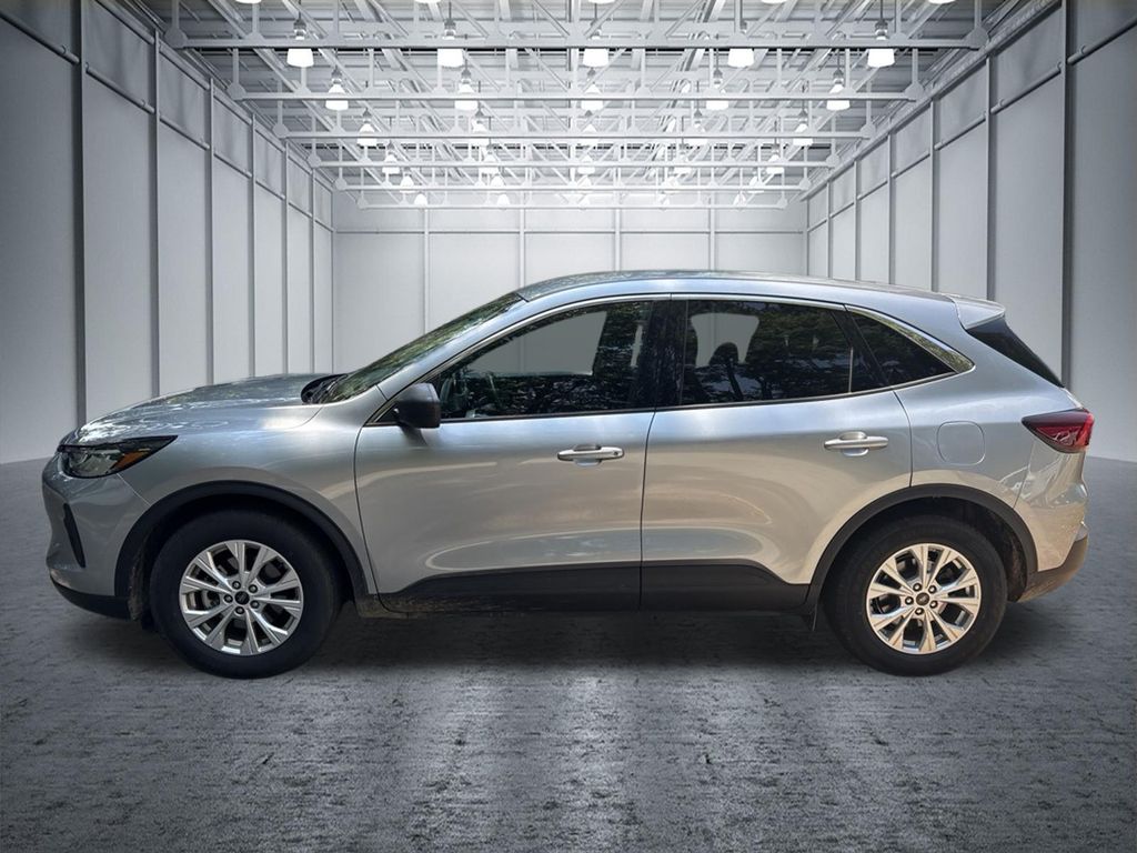 Used 2024 Silver Ford Active image 2