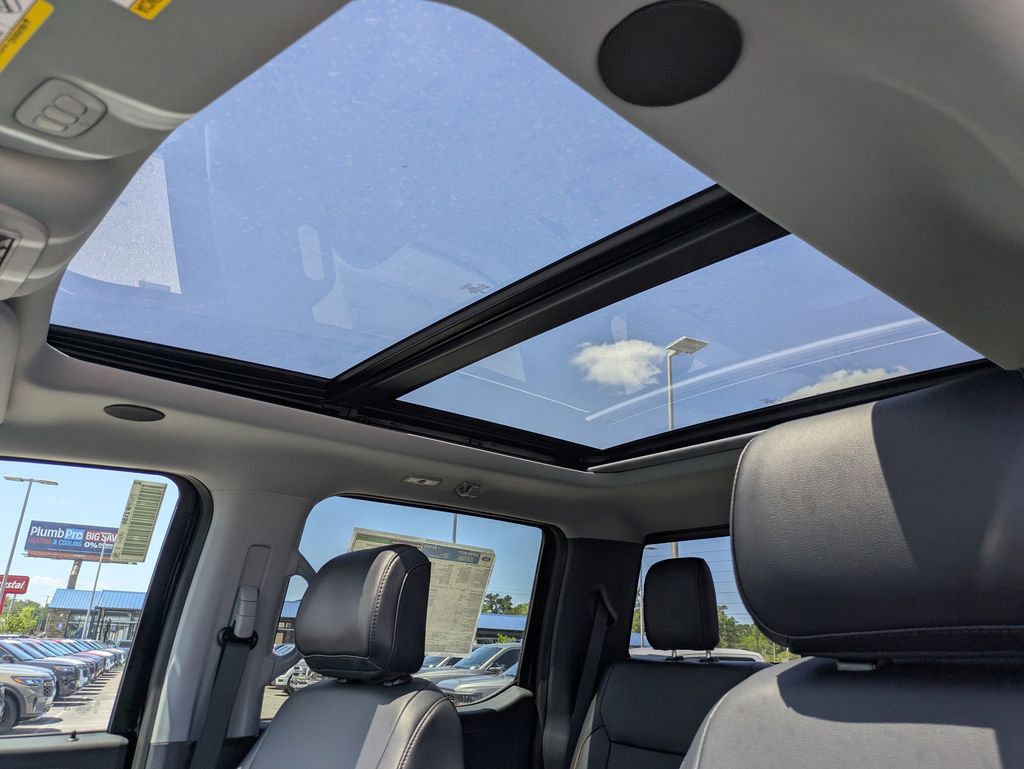 2026 Ford F-350 Super Duty LARIAT